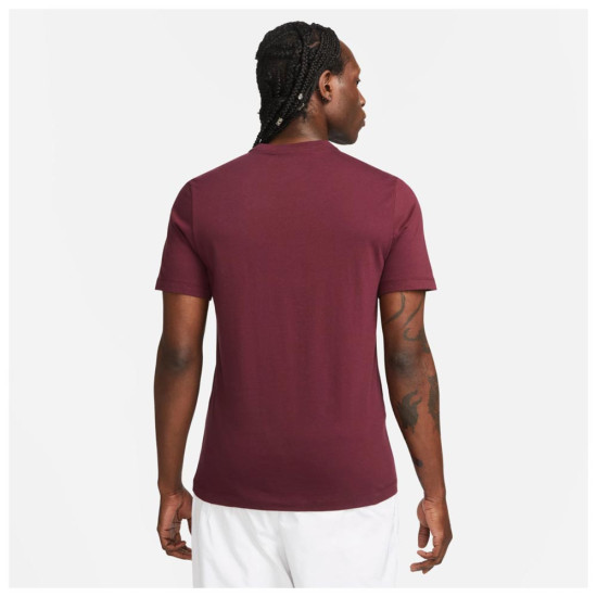 Nike Ανδρική κοντομάνικη μπλούζα Sportswear Club Nike Ανδρική κοντομάνικη μπλούζα Sportswear Club